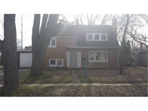 744 Carver Ln, Menasha, WI 54952