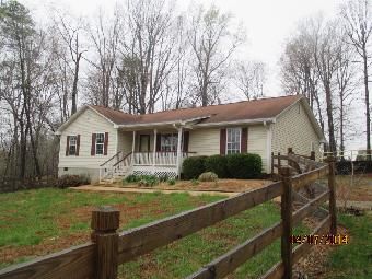 3409 Wide Country Rd, Pfafftown, NC 27040