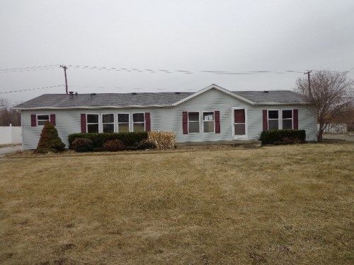 4957 Sycamore Rd, Newport, MI 48166