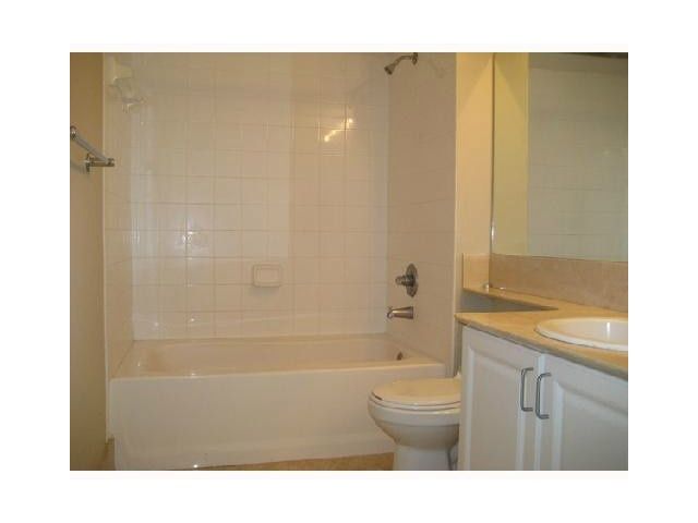 1155 BRICKELL BAY DR # 1907, Miami, FL 33131
