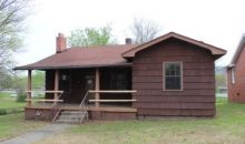 1227 Ohio Avenue Etowah, TN 37331