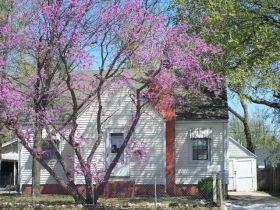 1362 S Hydraulic St, Wichita, KS 67211