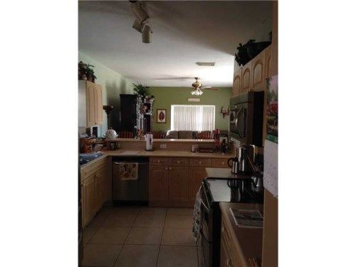 6661 SW 158 CT, Miami, FL 33193