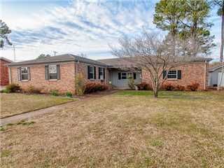 300 Chestnut St., Tuscumbia, AL 35674