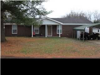 1306 Calhoun St, Tuscumbia, AL 35674