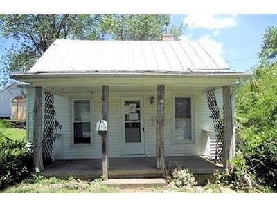 606 Jack Roush Way, Manchester, OH 45144