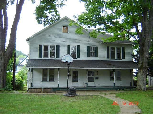 Cottage Pl, Warren, PA 16365