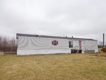 5600 N Amble Rd, Coral, MI 49322