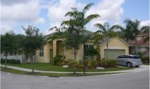 546 LIVE OAK LN Fort Lauderdale, FL 33327