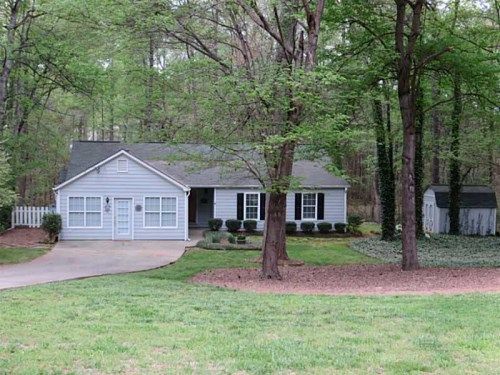 310 Winding Woods Trail, Woodstock, GA 30189