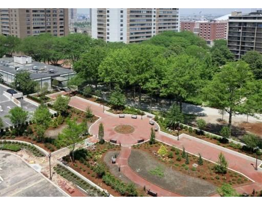 9 Hawthorne Place #7c, Boston, MA 02114