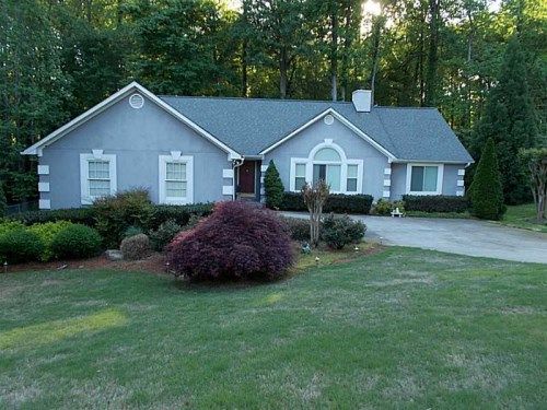 162 Glenview Way, Lawrenceville, GA 30043