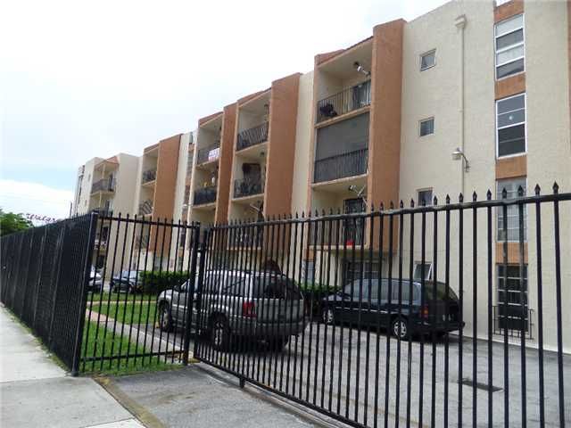 1051 SW 1 ST # 411, Miami, FL 33130
