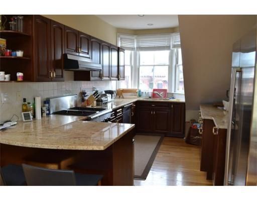 524 Massachusetts Ave #PH, Boston, MA 02118
