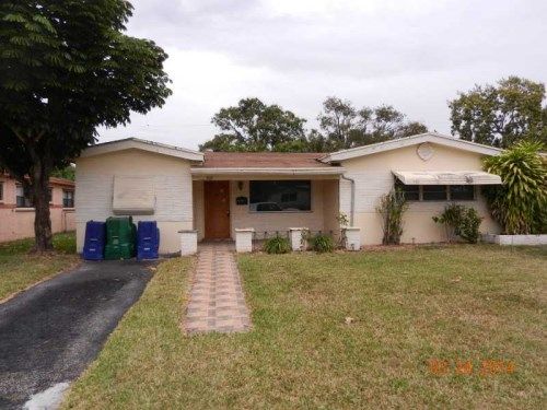 7421 NORMANDY ST, Hollywood, FL 33023