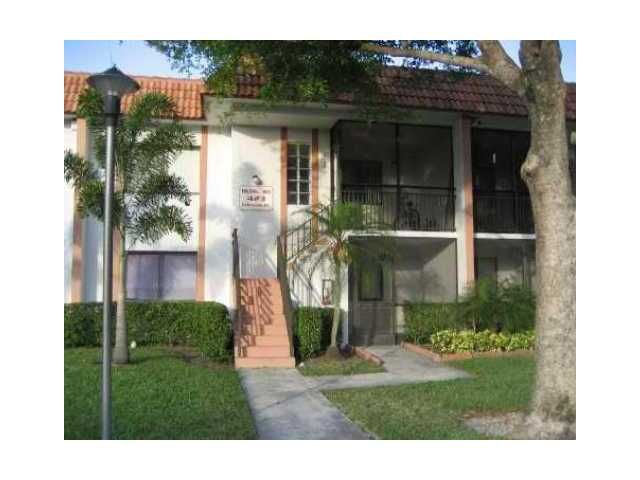 326 LAKEVIEW DR # 202, Fort Lauderdale, FL 33326