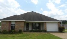 1905 Christine Dr Byram, MS 39272