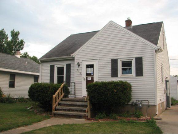 115 E 2nd St, Kimberly, WI 54136