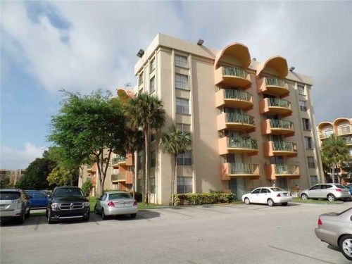 9350 FONTAINEBLEAU BL # 609, Miami, FL 33172