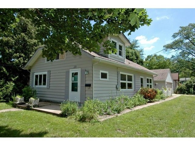 201 N River Rd, Fox River Grove, IL 60021