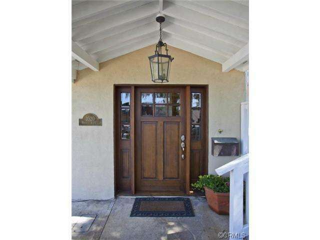 3520 Walnut Avenue, Manhattan Beach, CA 90266