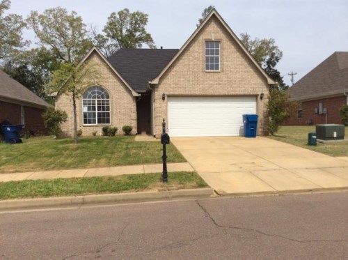 7989 Gardendale Dr., Olive Branch, MS 38654