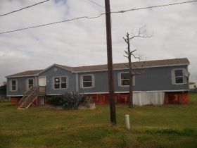 4714 Heron Street, Hitchcock, TX 77563