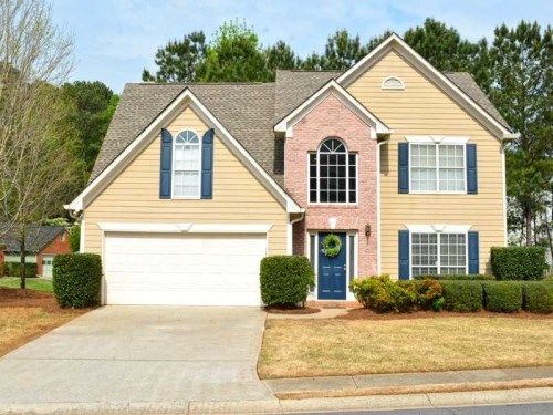 677 Overlook Wood Way, Lawrenceville, GA 30043