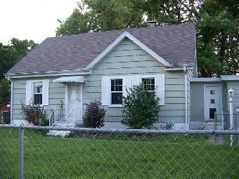 120 Maple St, Cottage Hills, IL 62018