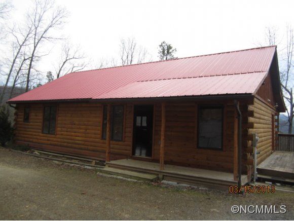 533 High Mountain Rd, Hot Springs, NC 28743