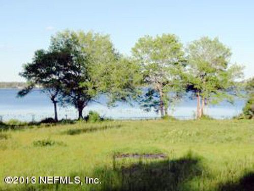 206 Lake DR, Florahome, FL 32140