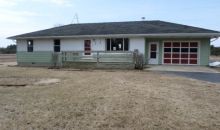 5725 Lakeshore Rd N Palms, MI 48465