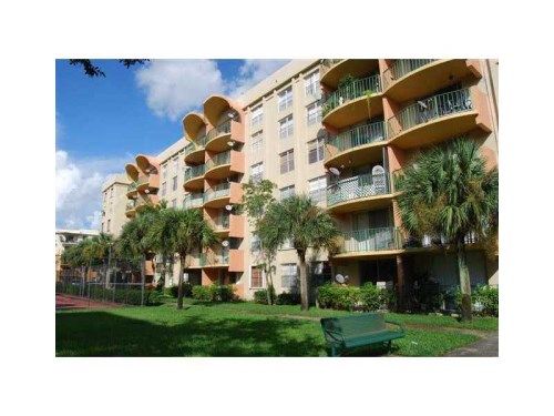 9350 FONTAINEBLEAU BL # 508, Miami, FL 33172