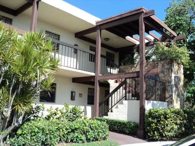 20801 SAN SIMEON WY # 205, Miami, FL 33179