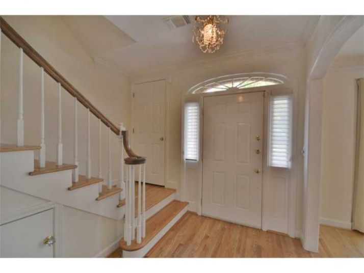 9 Plantation Drive Ne, Atlanta, GA 30324