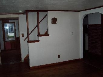 36 Davis St, Turners Falls, MA 01376