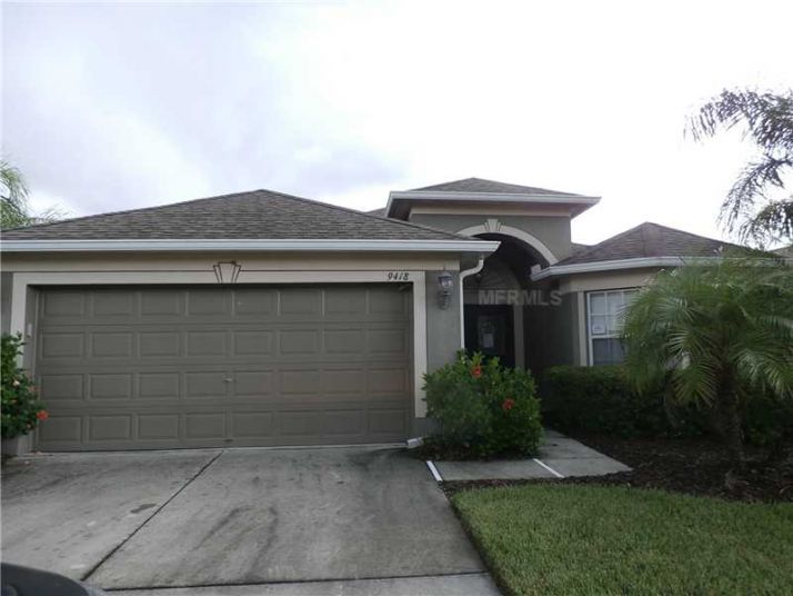 9418 Rolling Cir, San Antonio, FL 33576