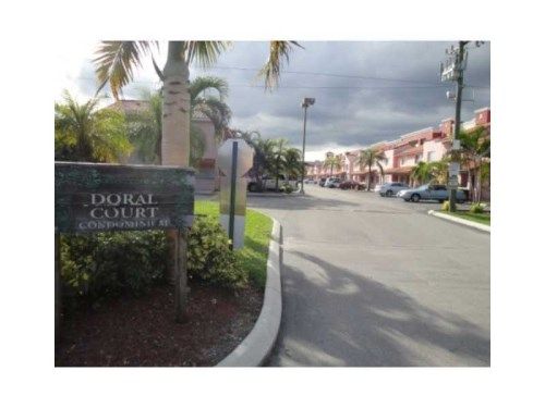 8035 LAKE DR # 103, Miami, FL 33166