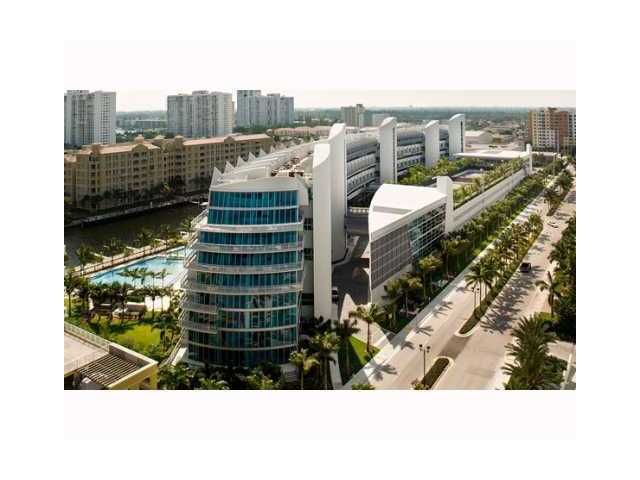 2950 NE 188 ST # 525, Miami, FL 33180