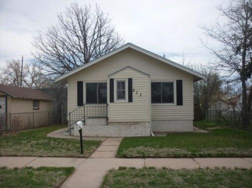 511 E 27th St, Cheyenne, WY 82001