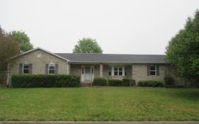 2500 Waynick St, High Point, NC 27265