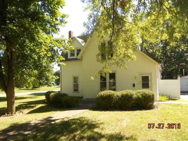 40 N Head St, Carthage, IL 62321