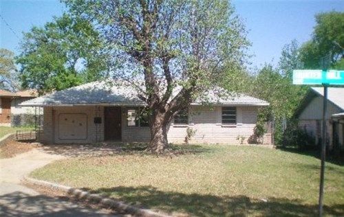 648 Hunters Hill Rd, Oklahoma City, OK 73127