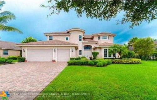 2801 STONEBROOK CR, Fort Lauderdale, FL 33330