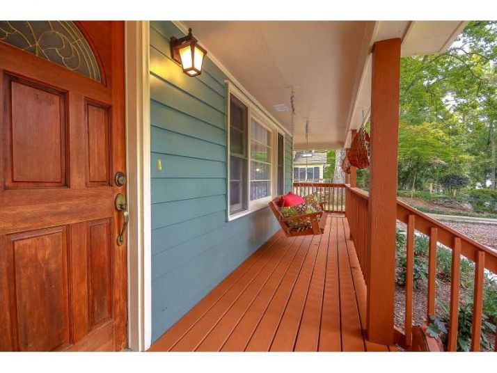1095 Seaboard Avenue Nw, Atlanta, GA 30318