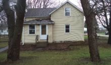 1504 10th St E Glencoe, MN 55336