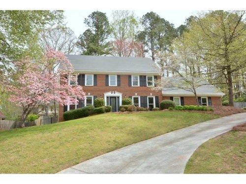 3999 Allenhurst Drive, Norcross, GA 30092