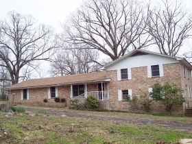 445 N Fort Worth St, Avery, TX 75554