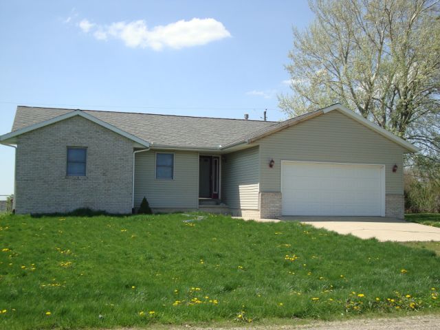 420 Kathleen, Stanford, IL 61774