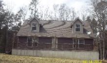 501 Valley View Dr Bushkill, PA 18324